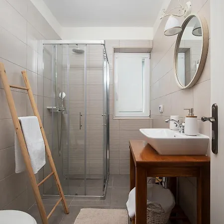 Stora Kuca ヴィラ *