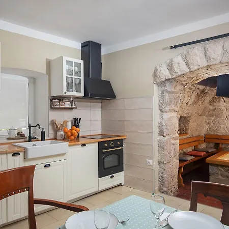 ヴィラ Stora Kuca Krapan