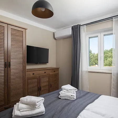 Stora Kuca - Managed By Travel Istria