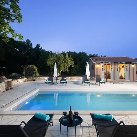 Stora Kuca - Managed By Travel Istria *