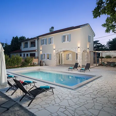Stora Kuca - Managed By Travel Istria *
