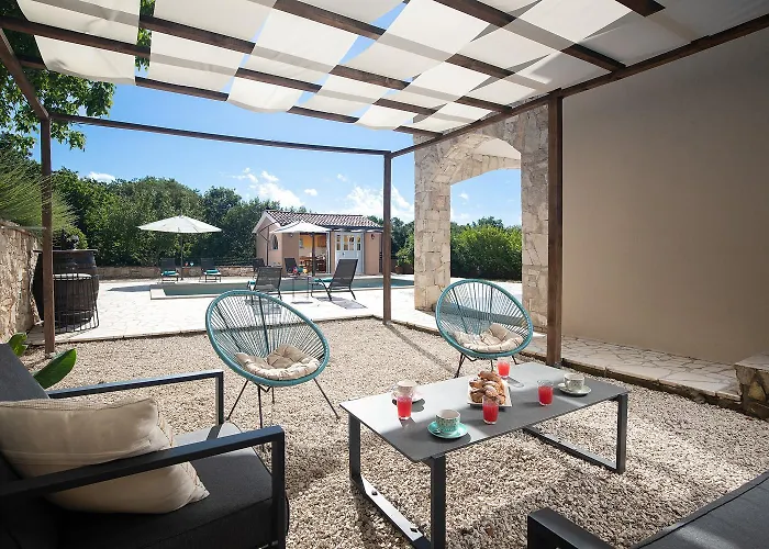 Stora Kuca Vila Krapan