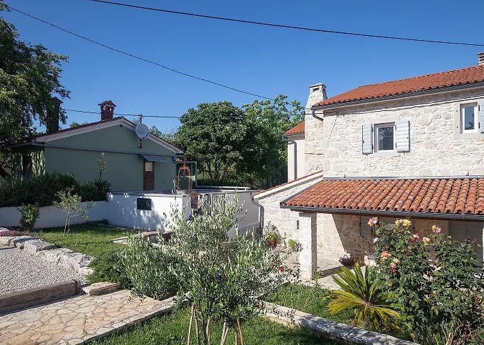 Stora Kuca Willa Krapan